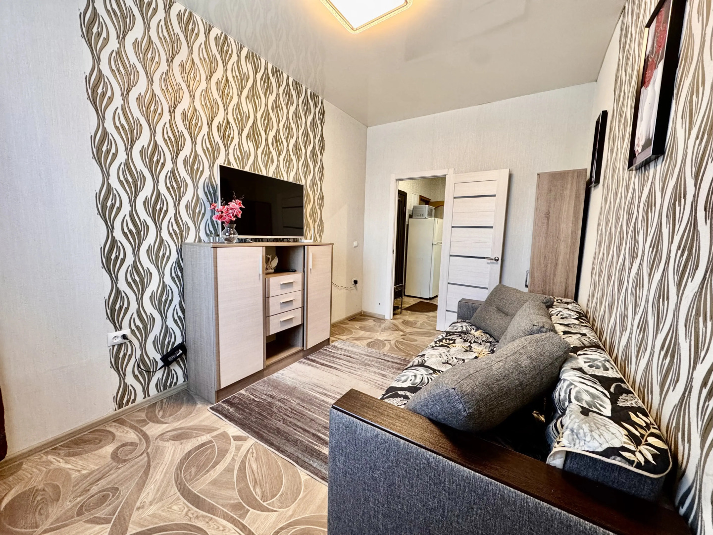 Квартира Двухкомнатная Свободной Планировки В Центре