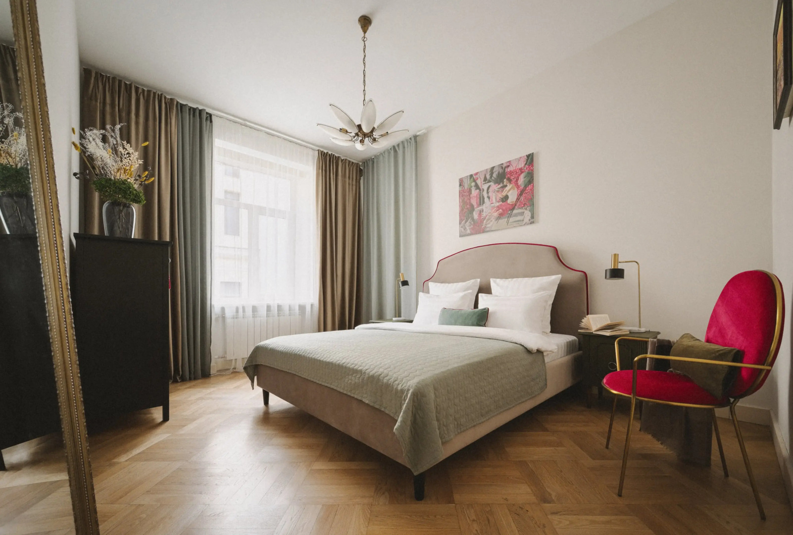 Апартаменты Minin Apartments у Эрмитажа 130 кв.м.