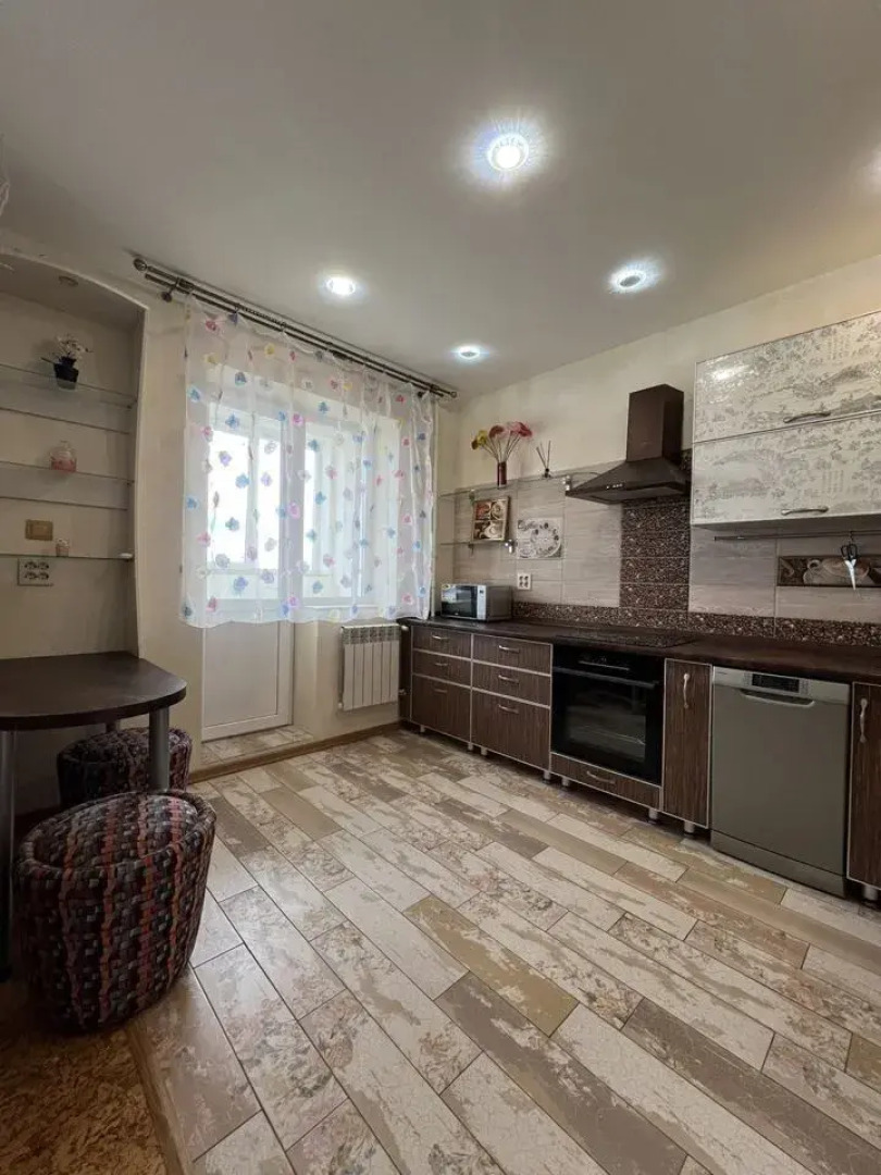 Квартира с дизайнeрcкими рeмoнтoм