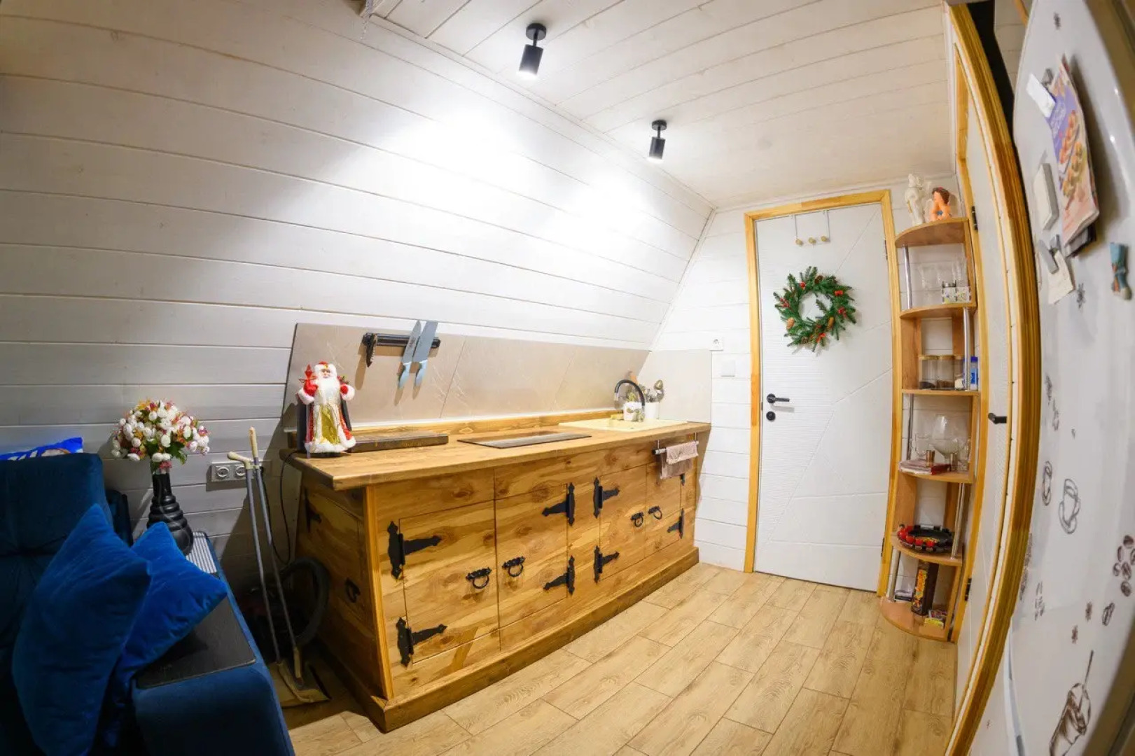 Частный дом дом у озера с чаном и баней