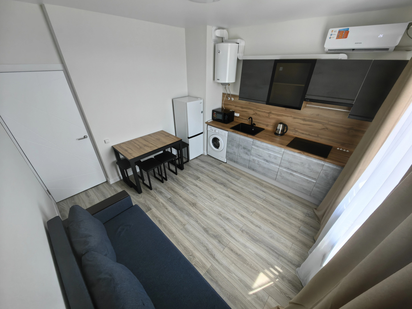 Апартаменты Holiday House 1