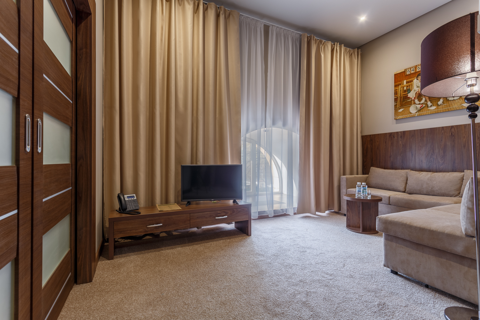 Отель Riverside