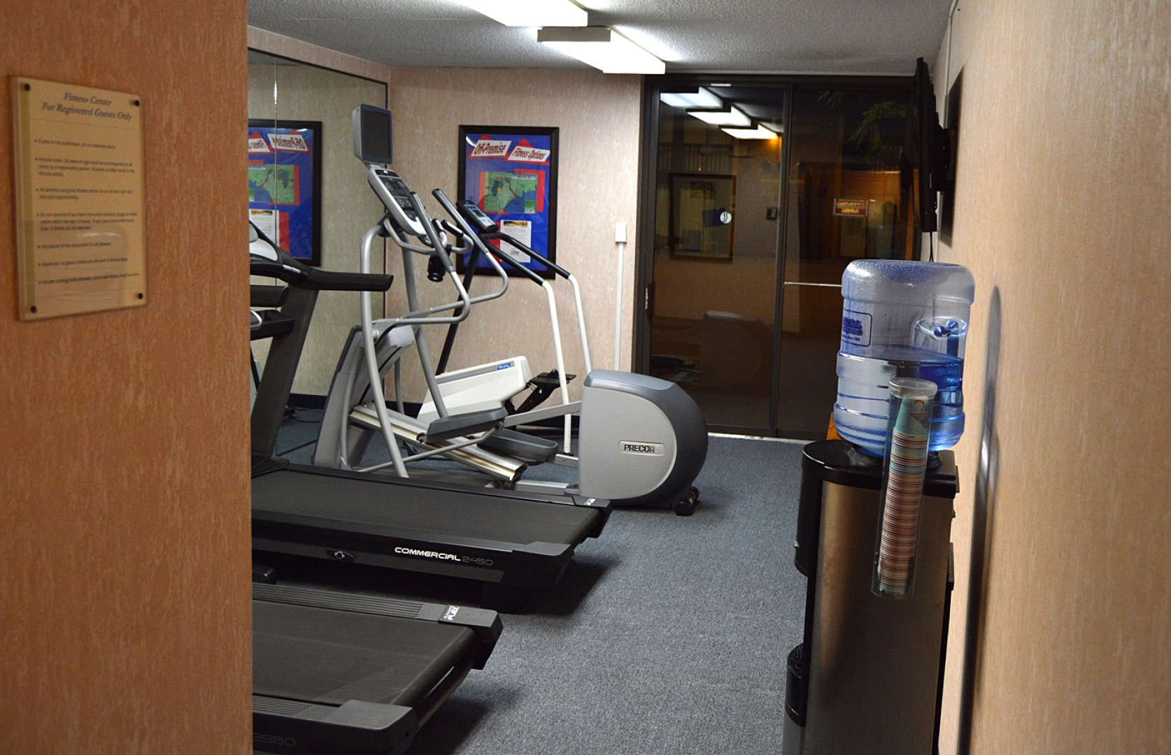 Отель Ramada Hotel & Conference Center