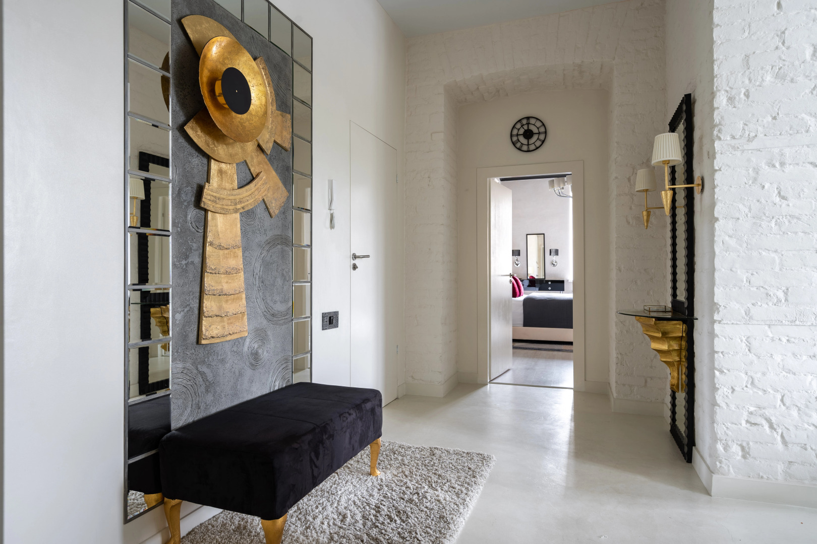 Квартира четырехкомнатная на Почтамтском