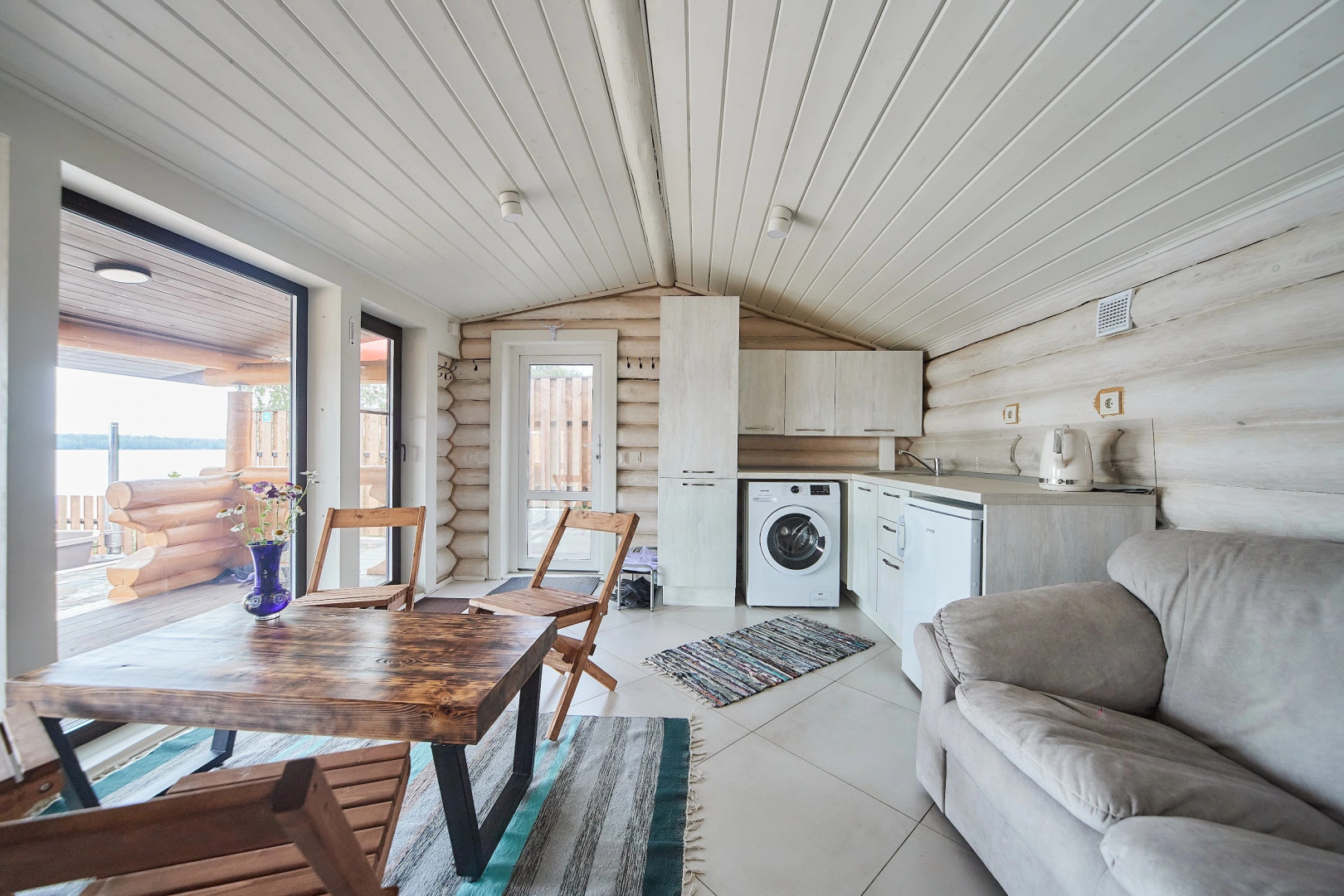 Гостевой дом Дом у озера 4Стихии