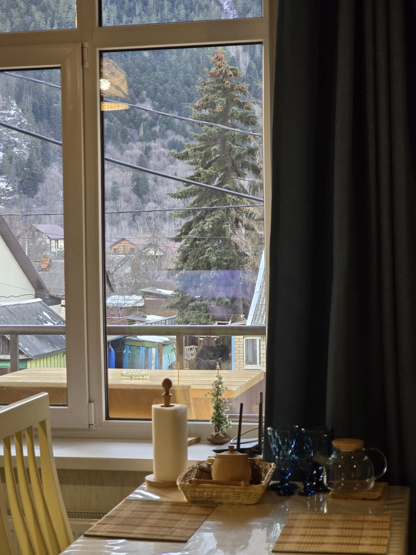 Квартира с видом на горы на улице Шевченко 13