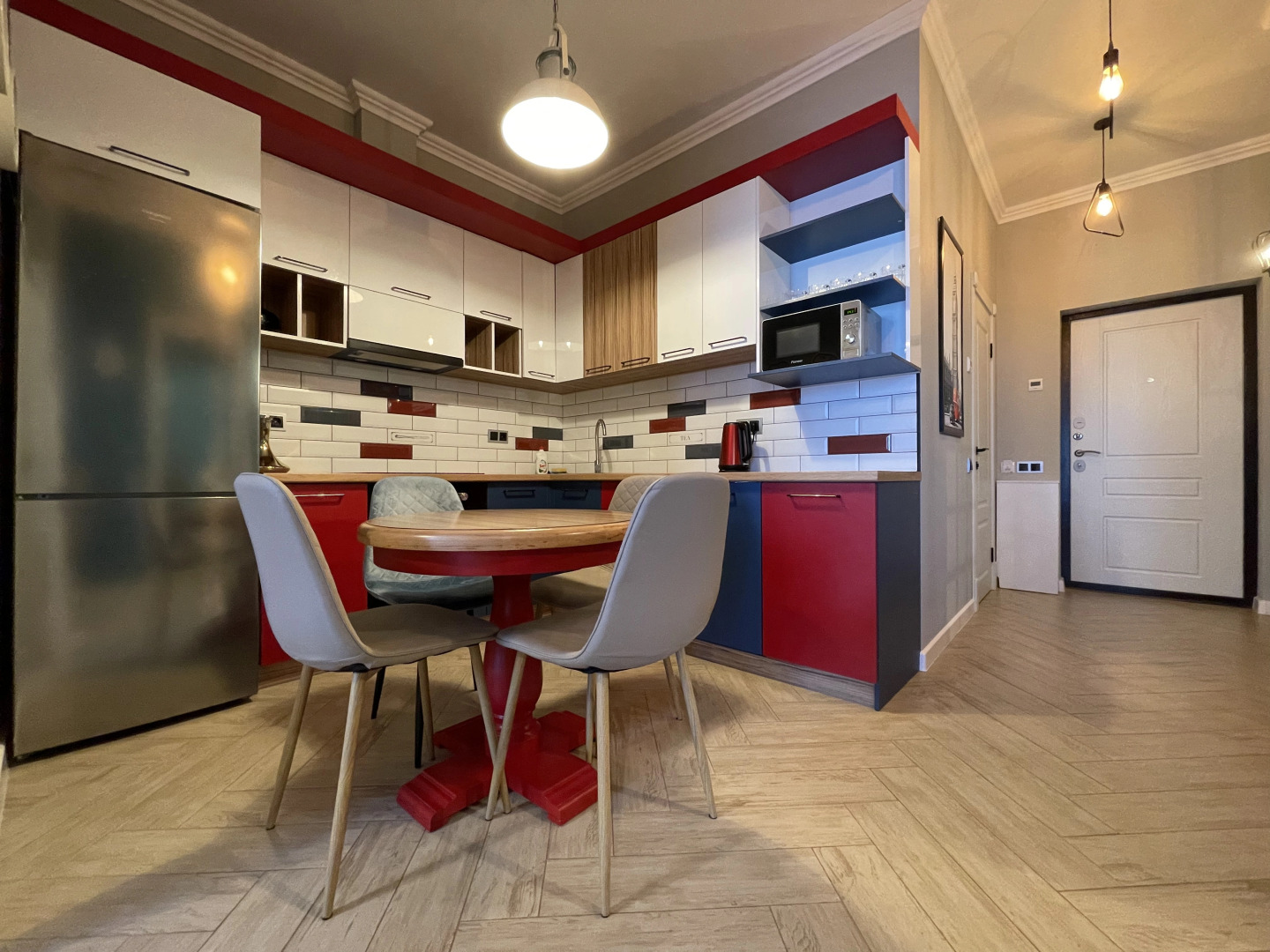 Квартира трёхкомнатная с прямым видом на море