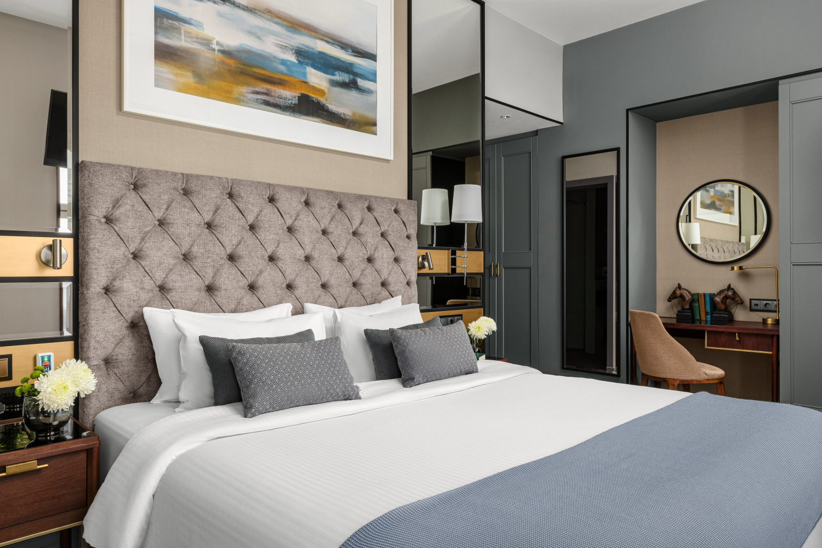 Чехофф Отель Москва Кьюрио Коллекшен Хилтон