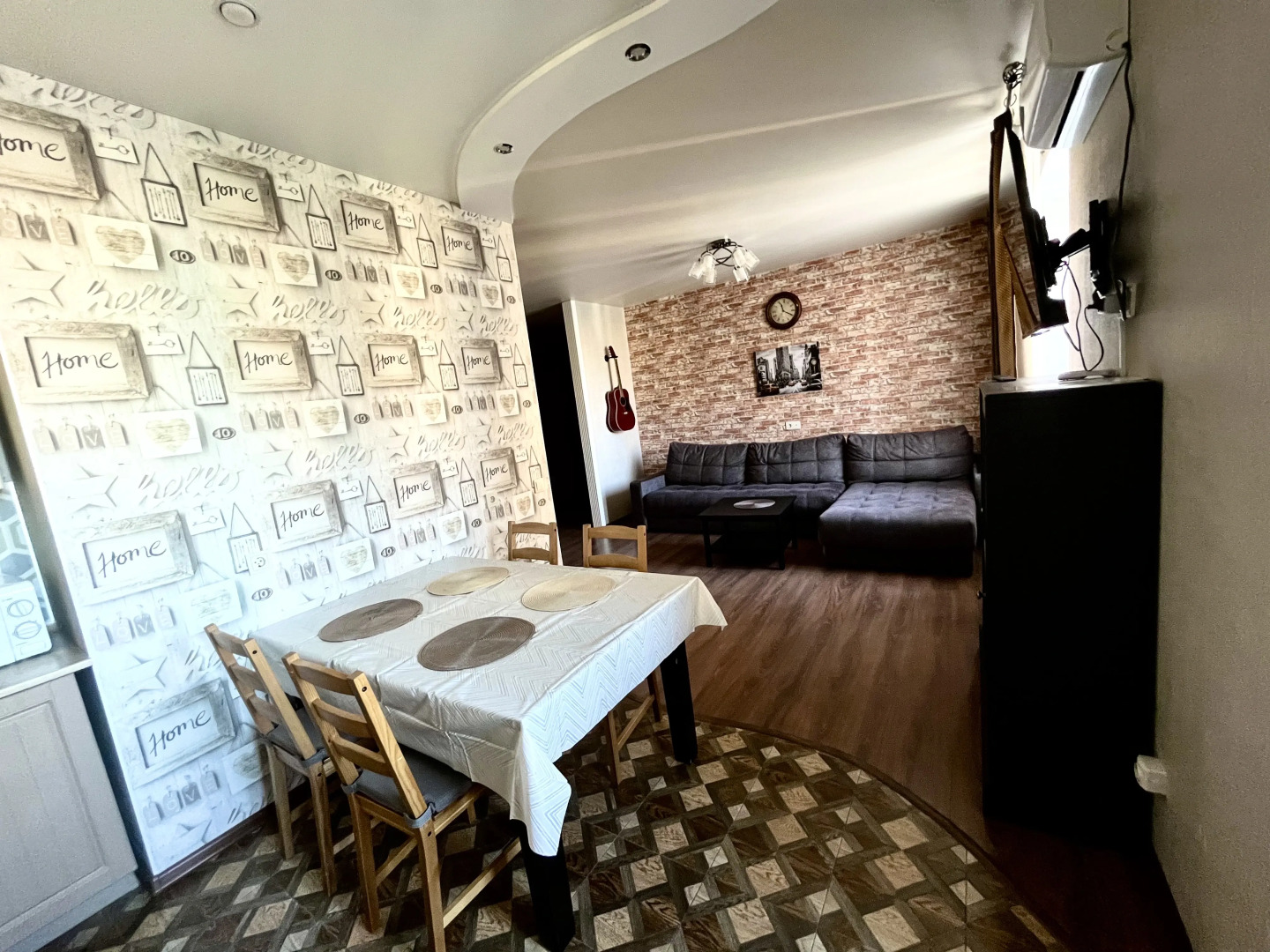 Квартира Братья Поповы