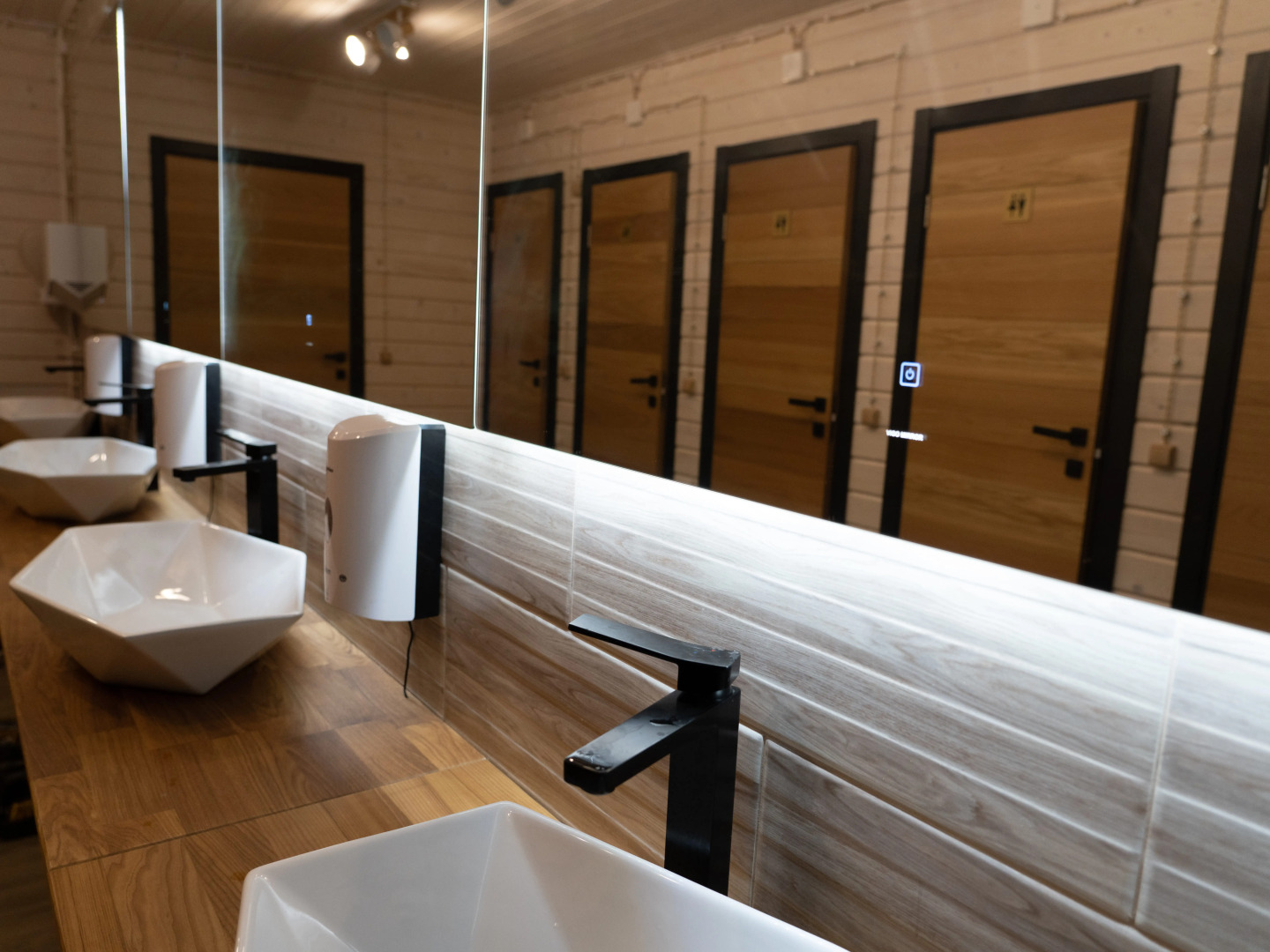 Отель Загородный клуб Любытино Хутор