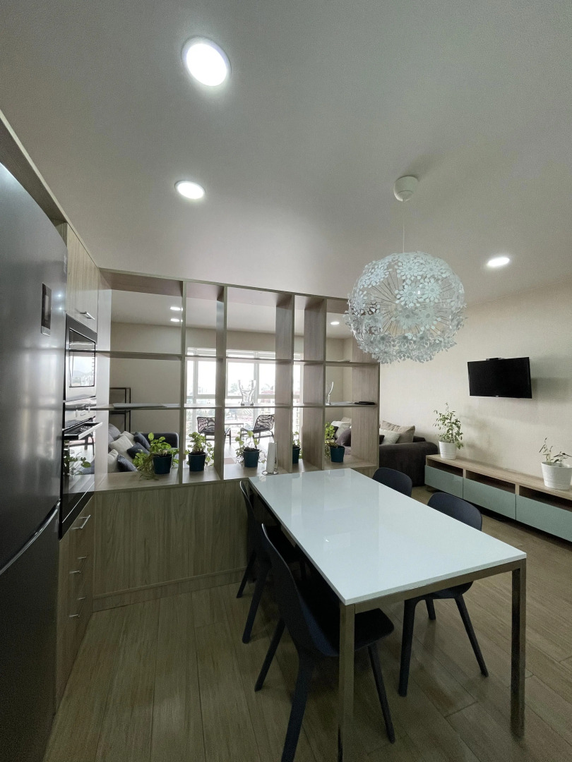 Апартаменты Двухкомнатные в Центре с Панорамным Видом 6 Этаж