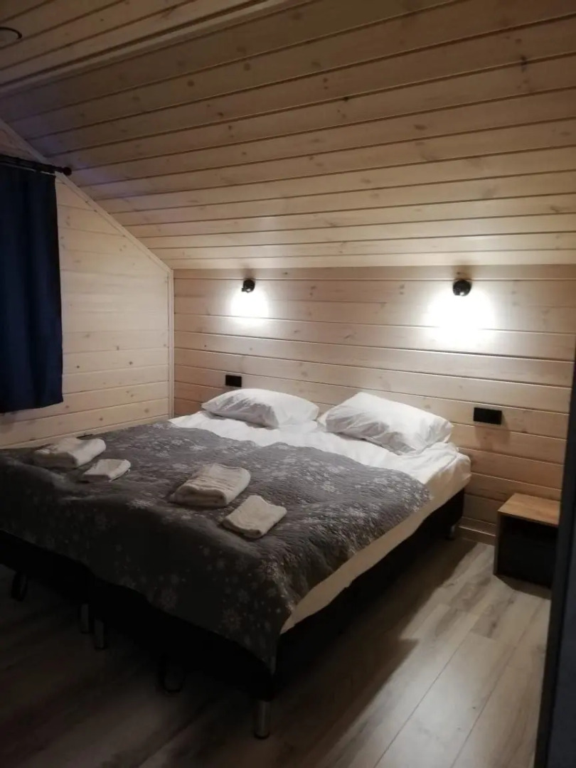 Частный Дом Титан Грей коттедж с 5ю спальнями и сауной