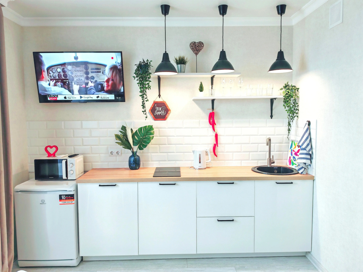 Квартира у ТЦ Кристалл Менделеева 2