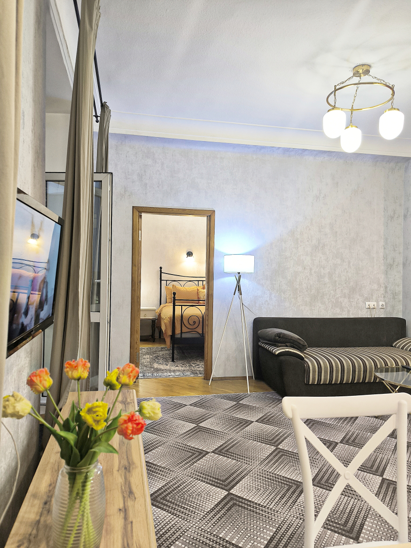 Апартаменты Карла Макса 8