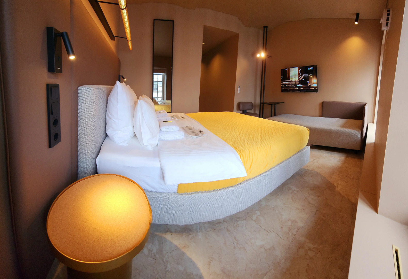 Апартаменты 2+1 (5 минут от ТЦ Галерея) центр Лиговский проспект 56Б