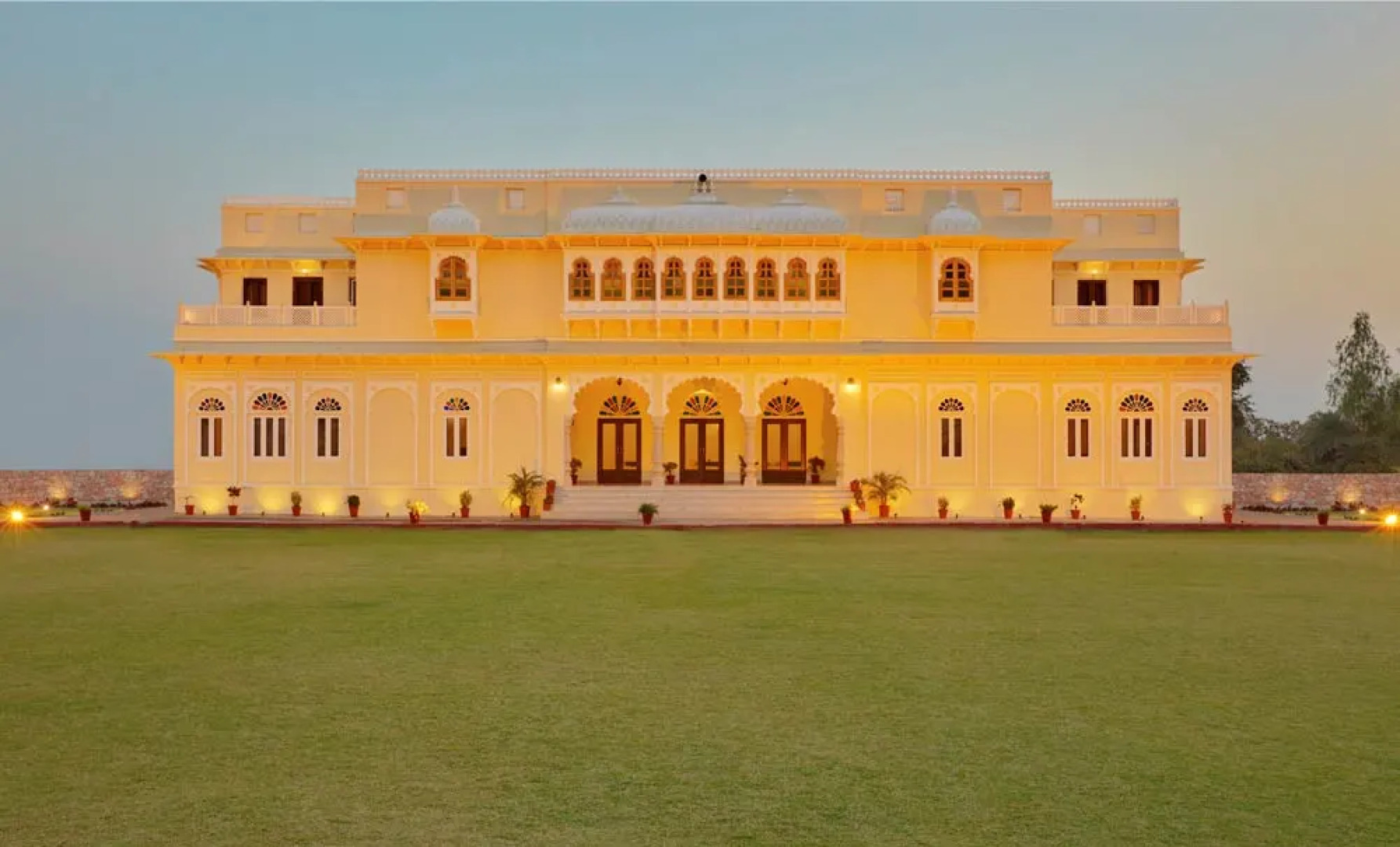 Отель Pratap Niwas - A Heritage Resort