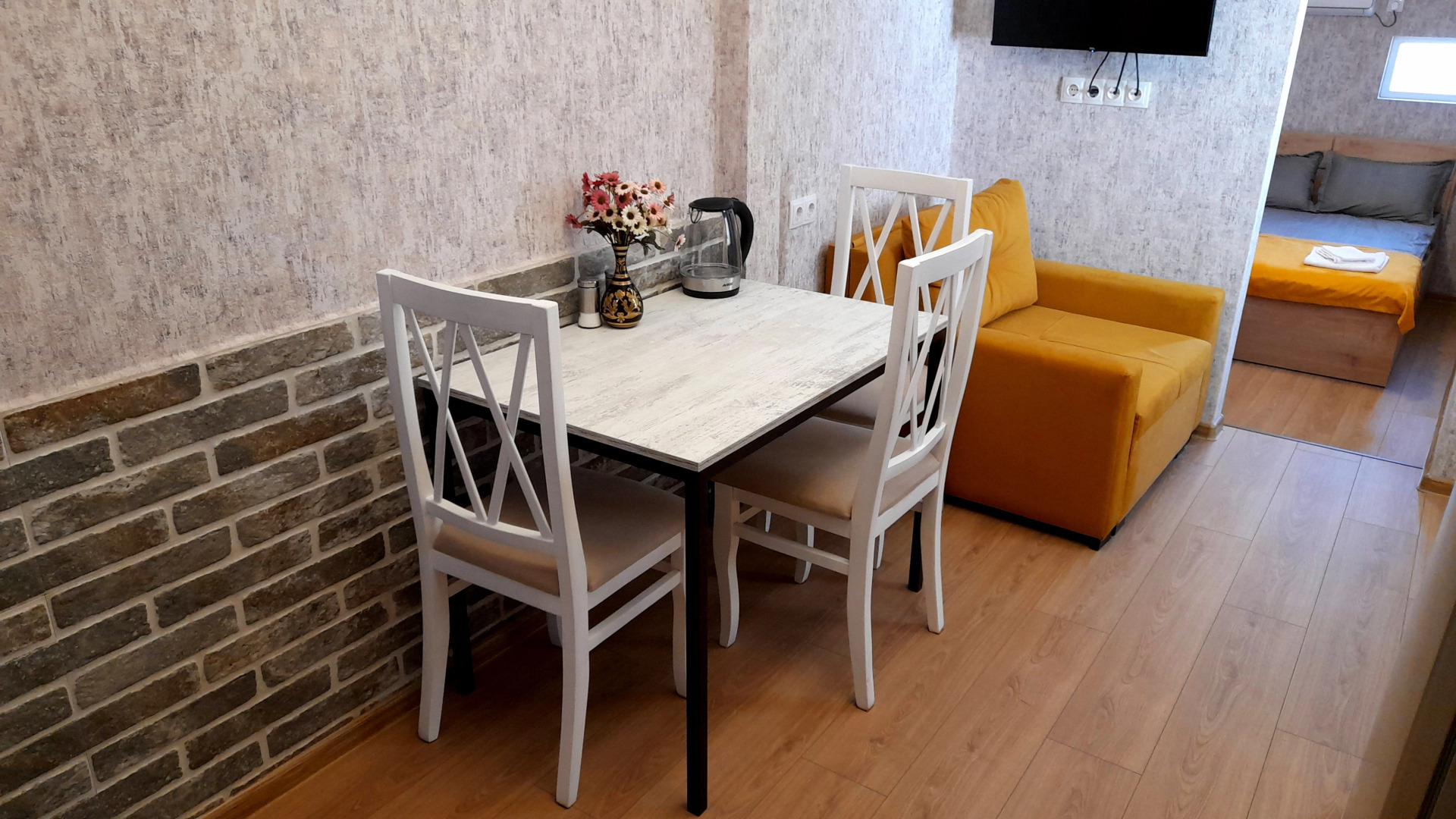 Апартаменты Yellow