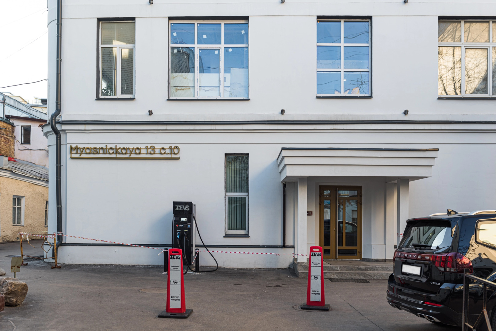 Апартаменты Flat Inn рядом с метро Чистые пруды на Мясницкой улице