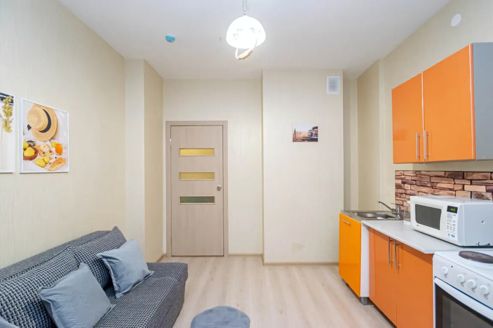 Апартаменты Cosmos Apart на Революции 52 В (5)