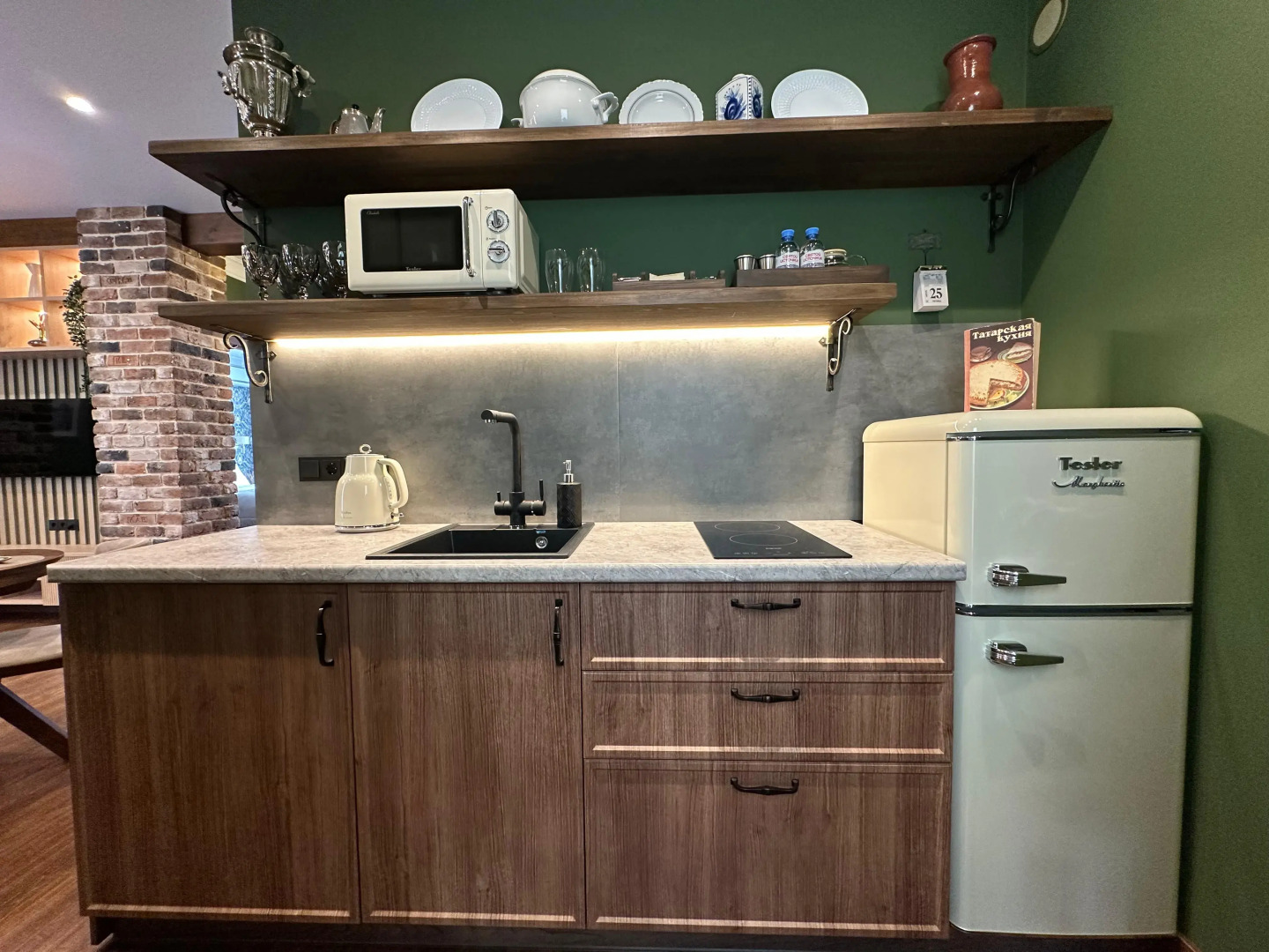 Квартира Атмосферная в центре города с двумя спальнями