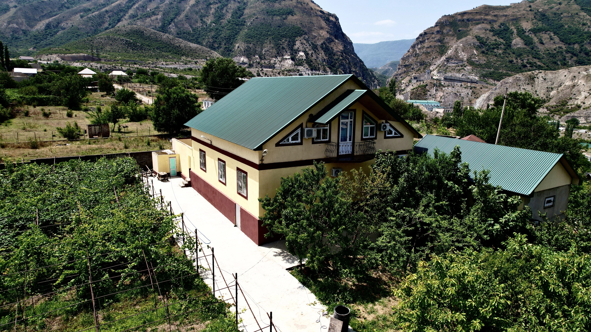 Частный дом Bahcha