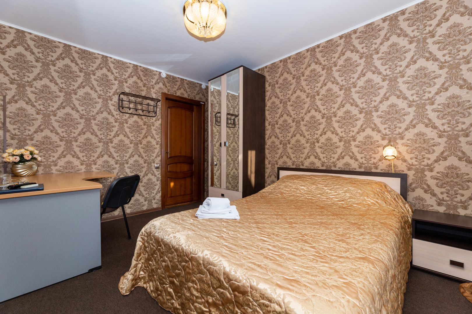 Отель Уралочка