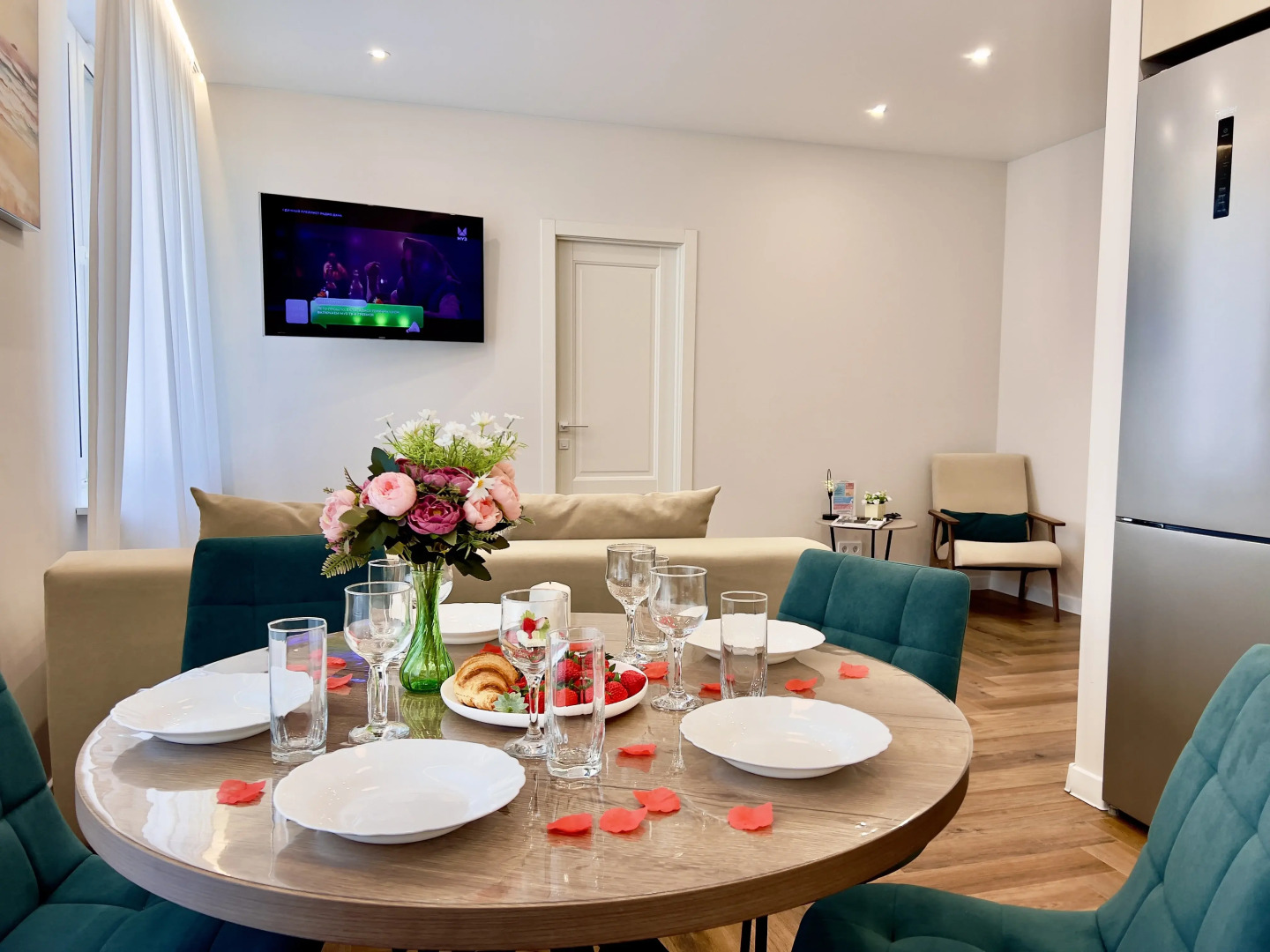 Апартаменты семейные ВыДома в ЖК CityLife в центре города