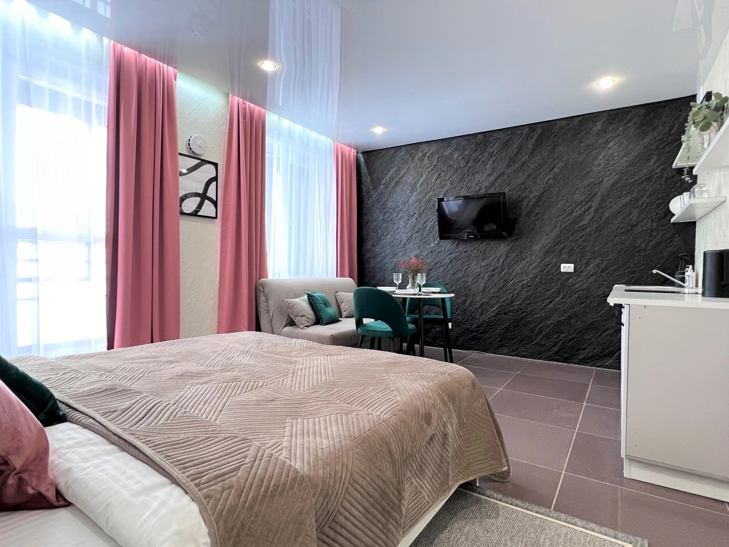 Апартаменты Family by the River