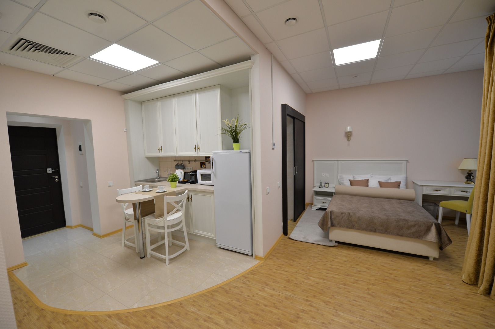 Апартаменты Необыкновенный дом 1