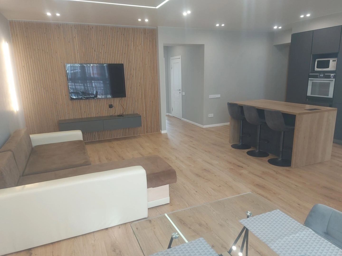 Квартира 90 кв.м. в жк Венеция