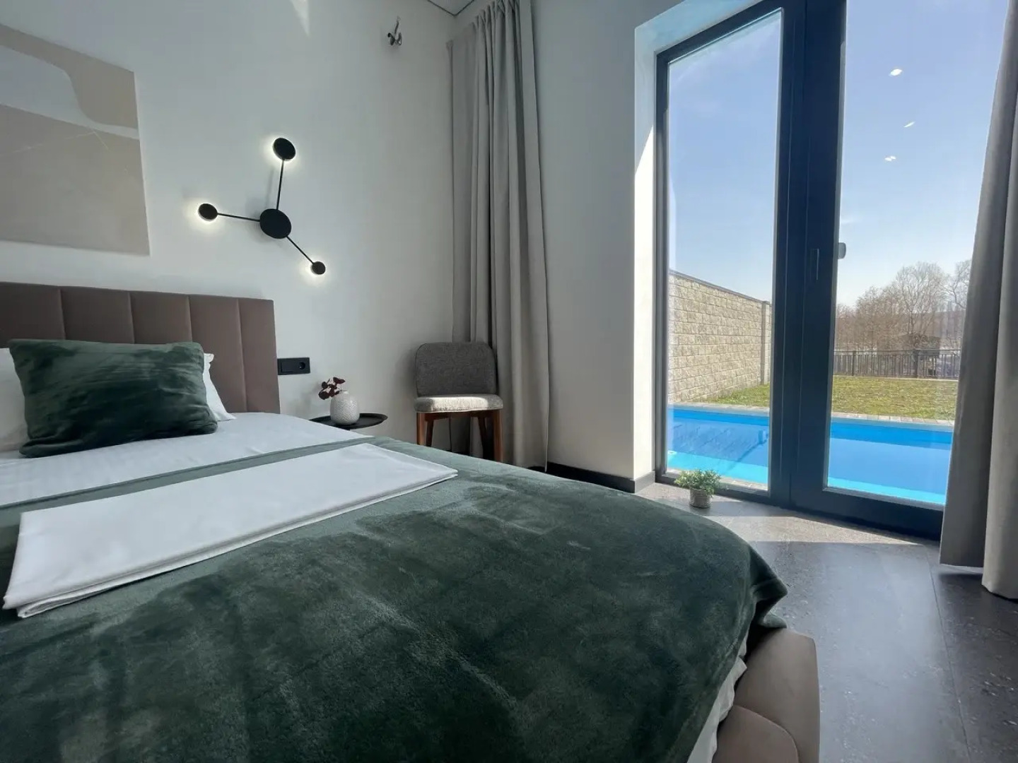 Частный дом Avalon Park