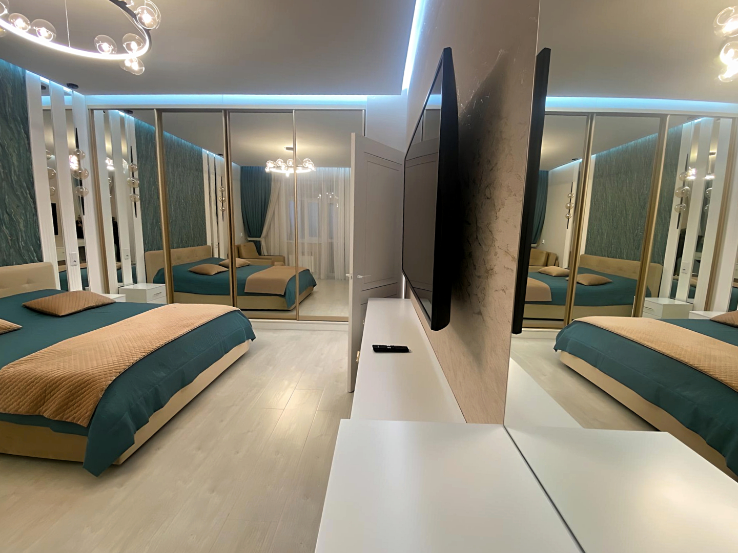 Апартаменты Чкалова 37 с видом на горы рядом аэропорт