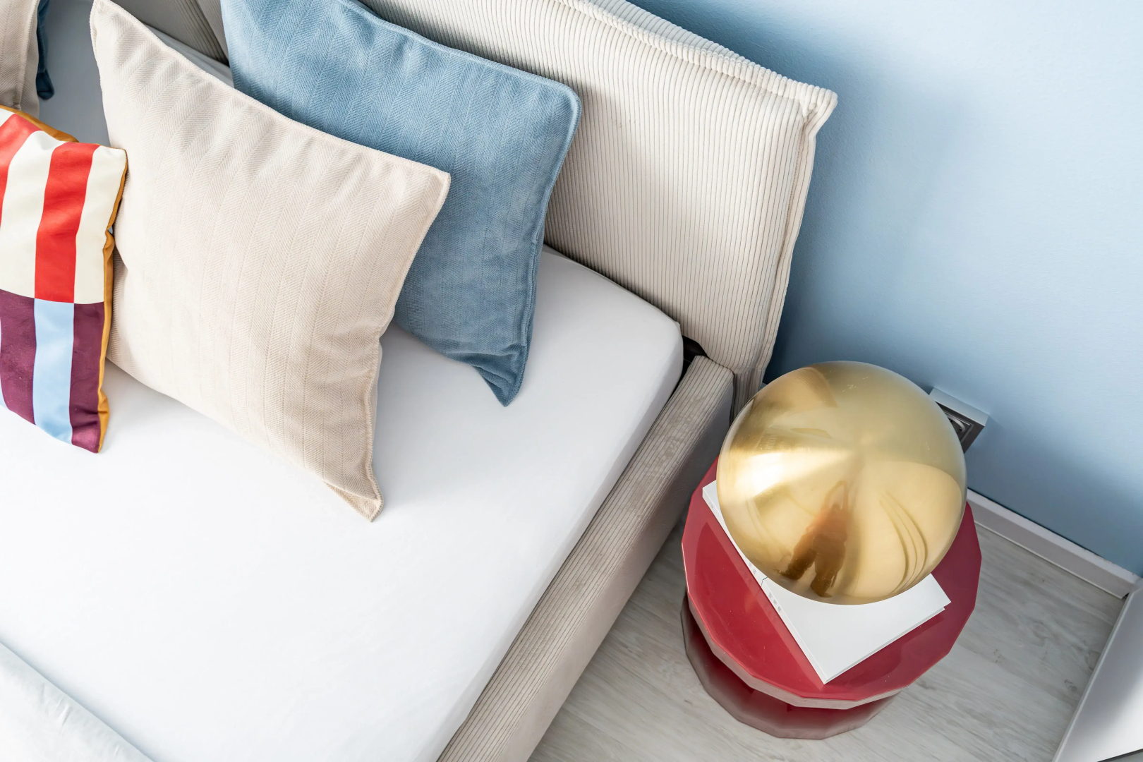 Квартира Futura на Светлановском Satin Home