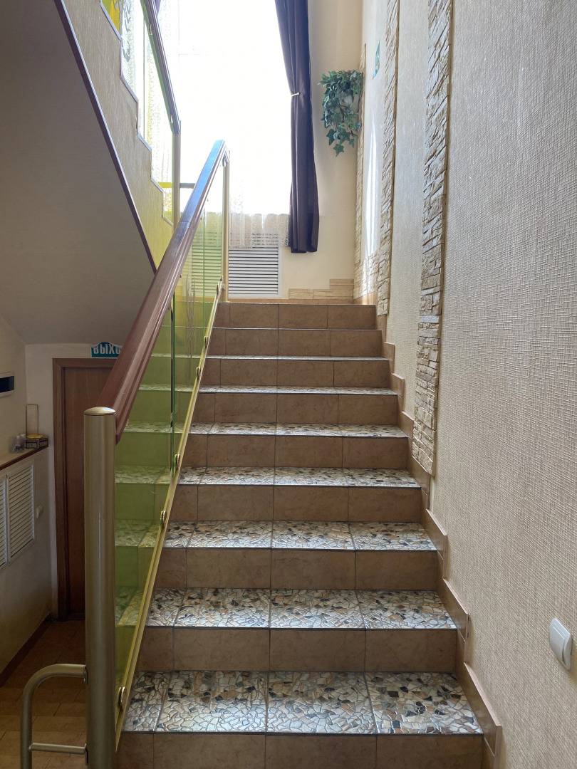 Отель Золотой Скорпион