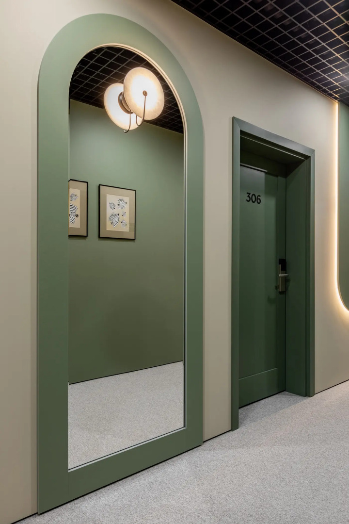 Отель Изола