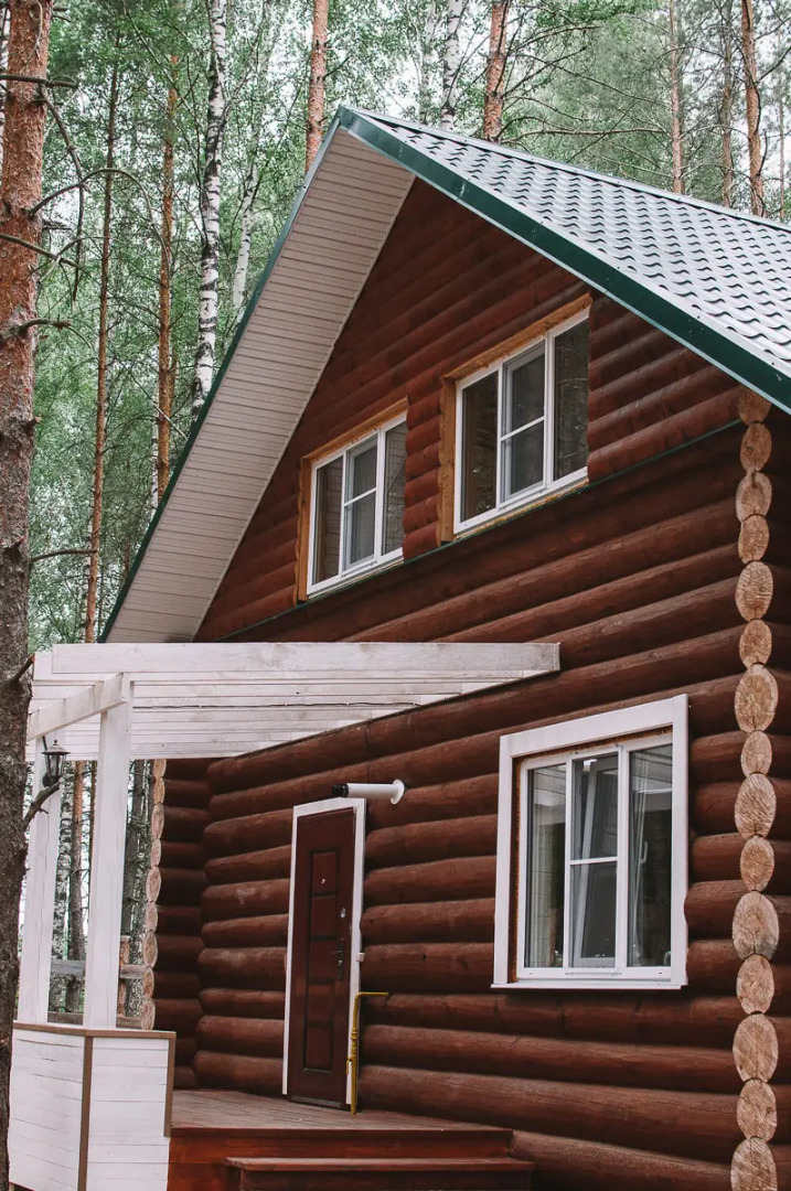 Частный дом в лесу у реки Пра на первой береговой линии