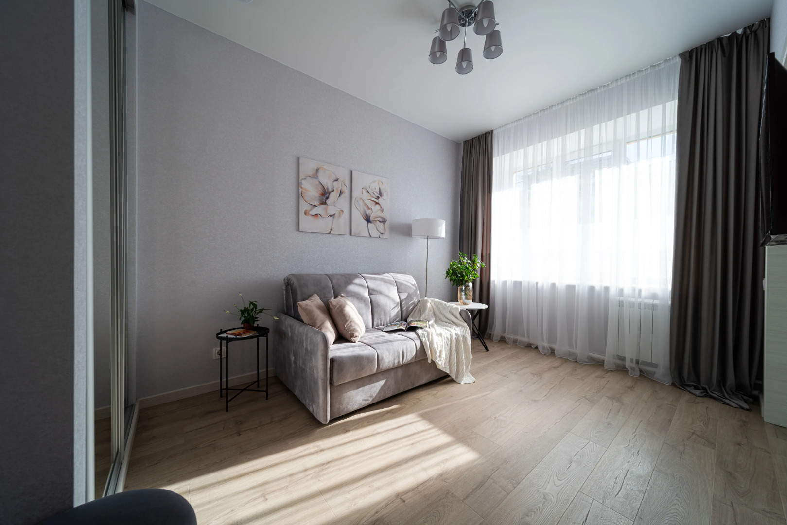 Апартаменты Дизайнерские на Буженинова Пpeображенcкая Плoщадь Hугa Апapт