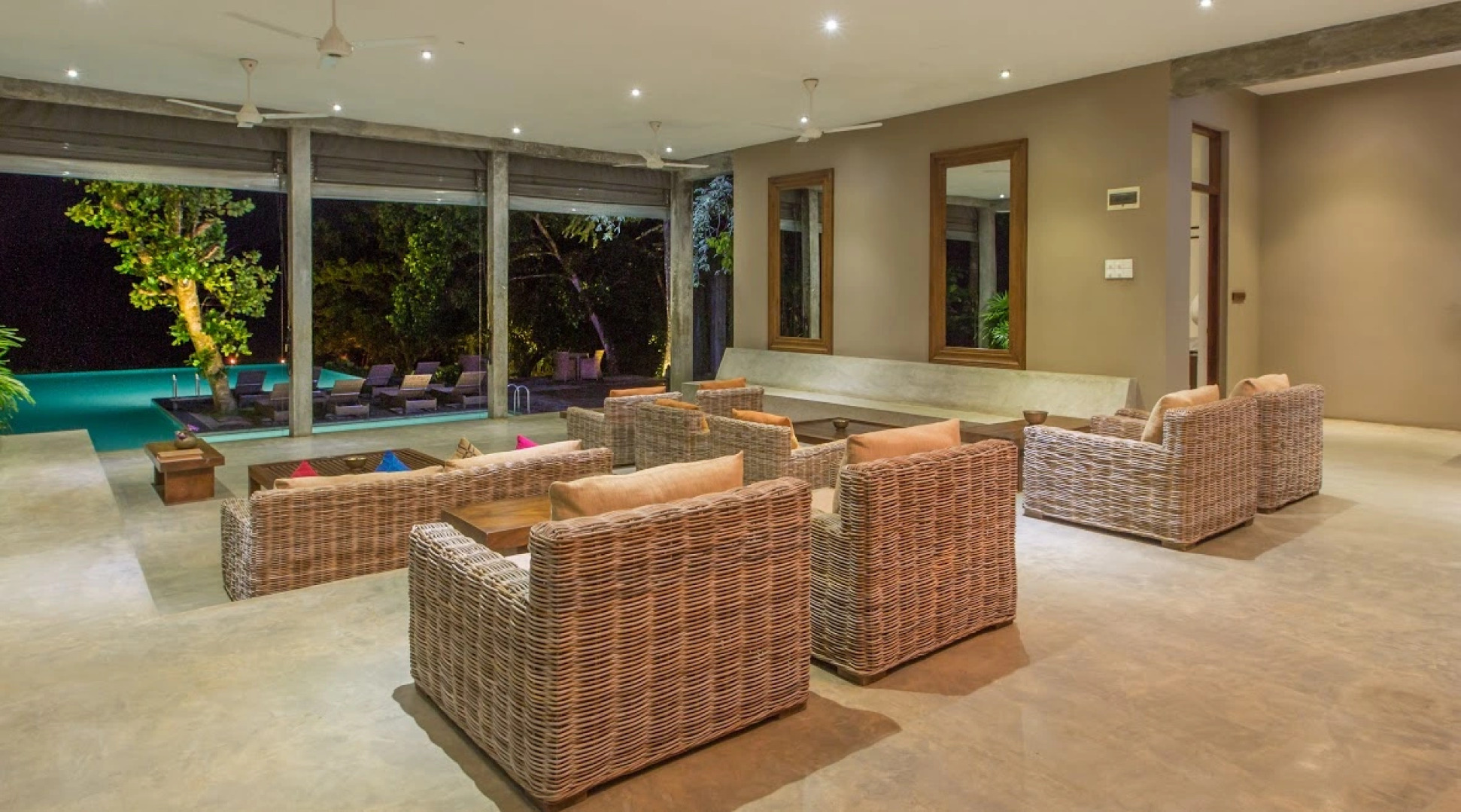 Отель Roman Lake Ayurveda Resort