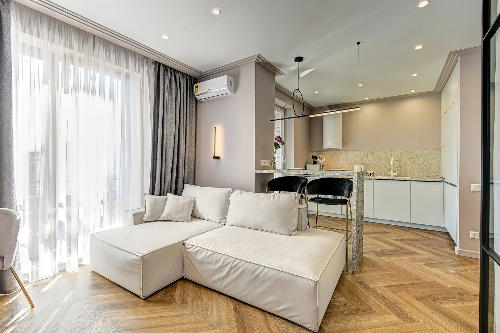 Квартира Пыльная Роза в ЖК Маршал