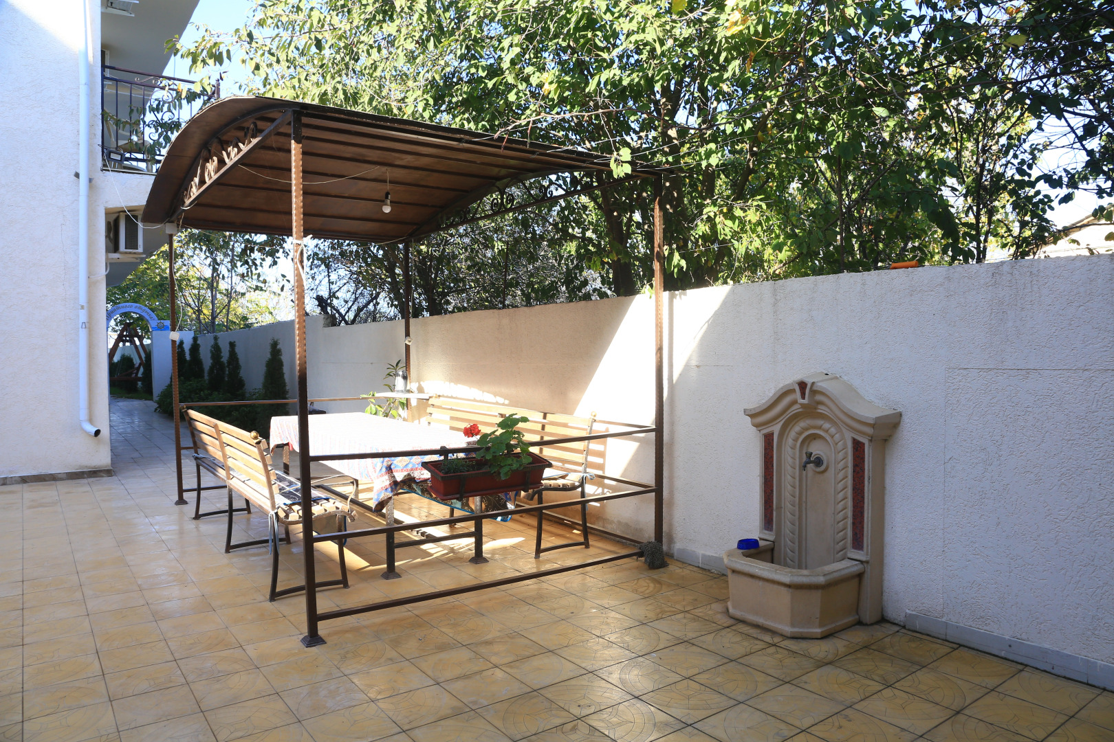 Отель Адмирал