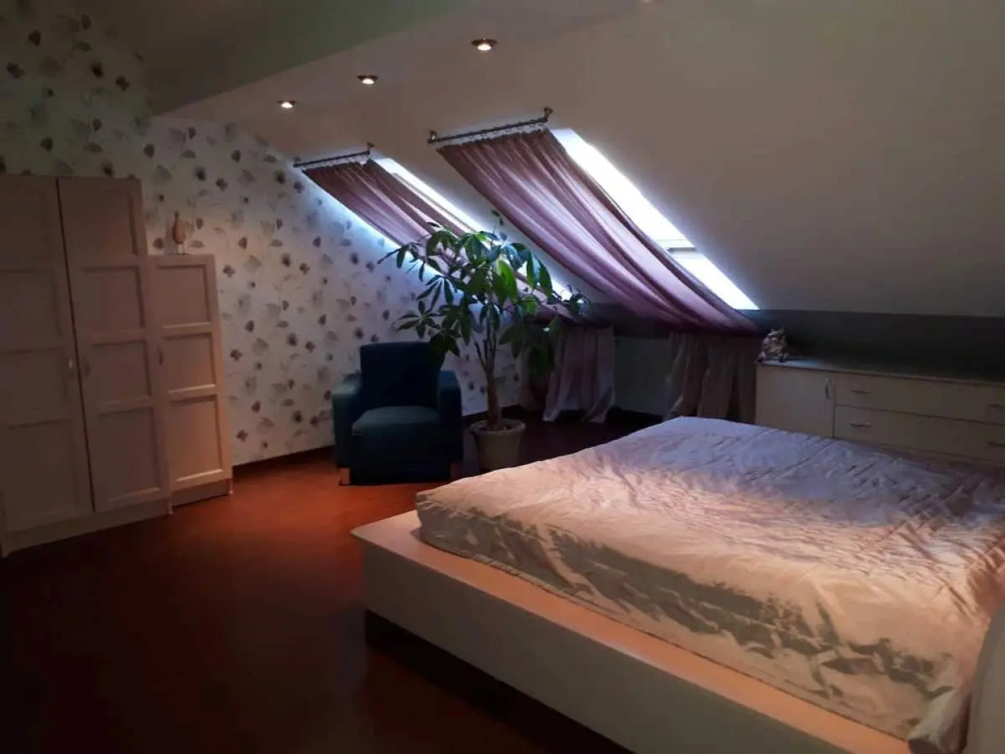 Апартаменты у парка королевы Луизы