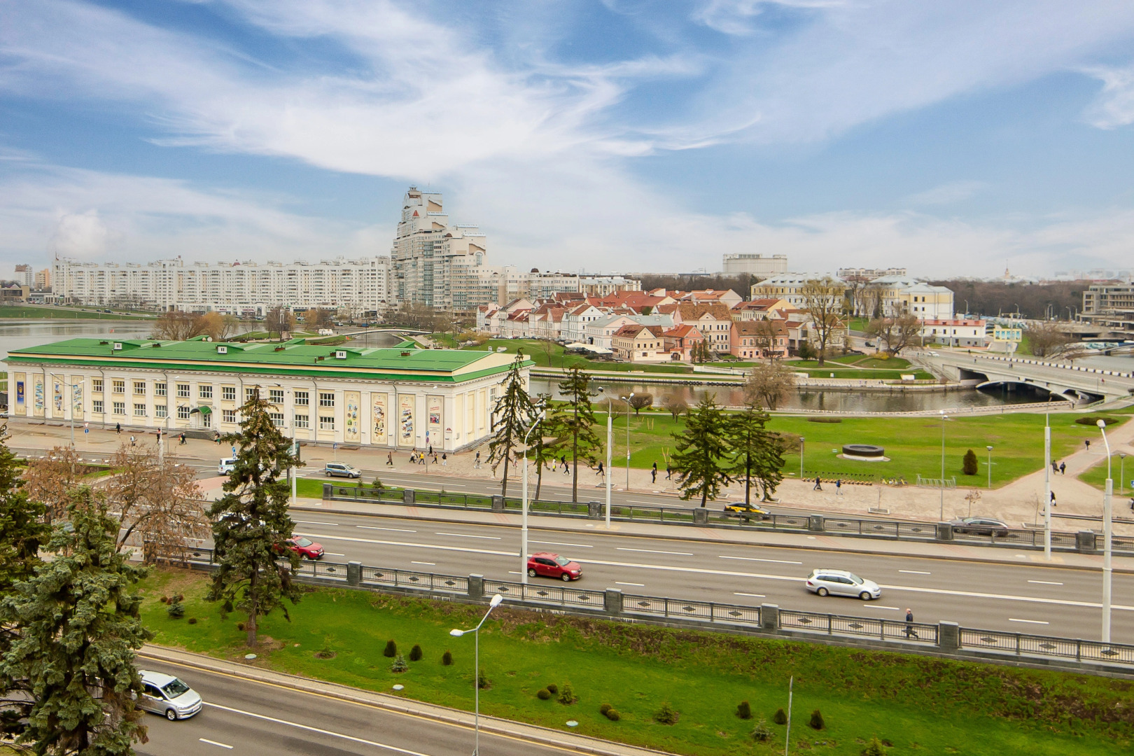 Апартаменты у Станции Метро Немига