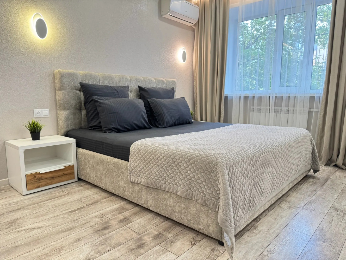 Квартира Элитная студия в центре города