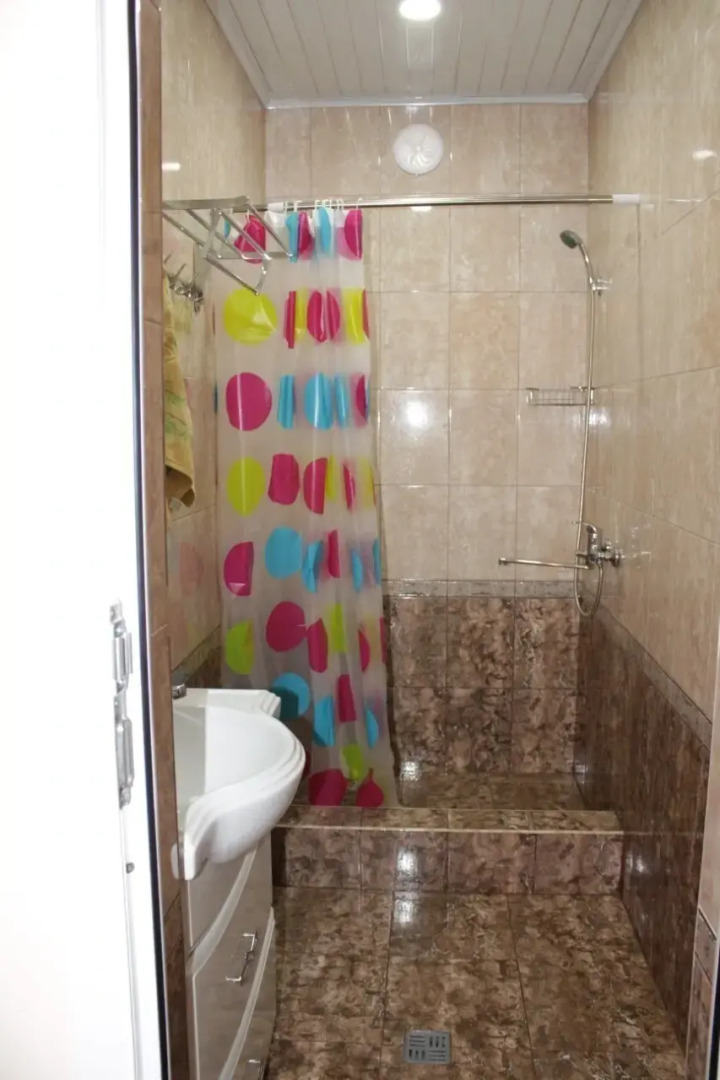 Частный дом в селе Хазар