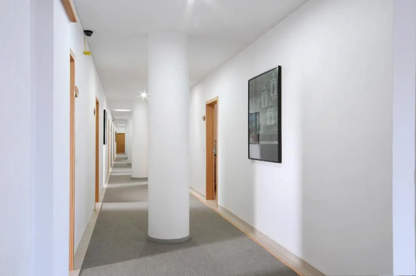 Отель De Ecobiz by Sky Stays