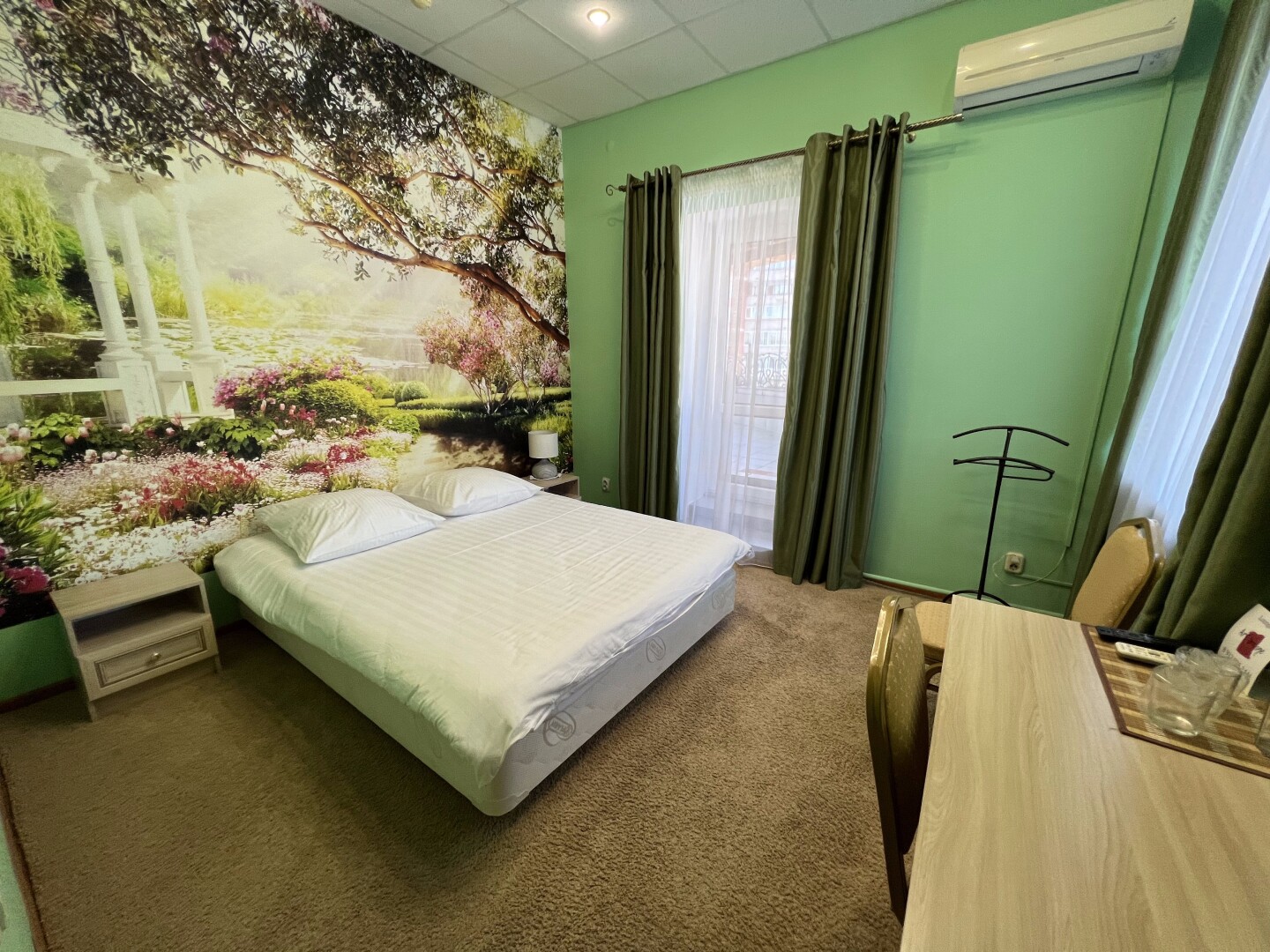 Отель Привал