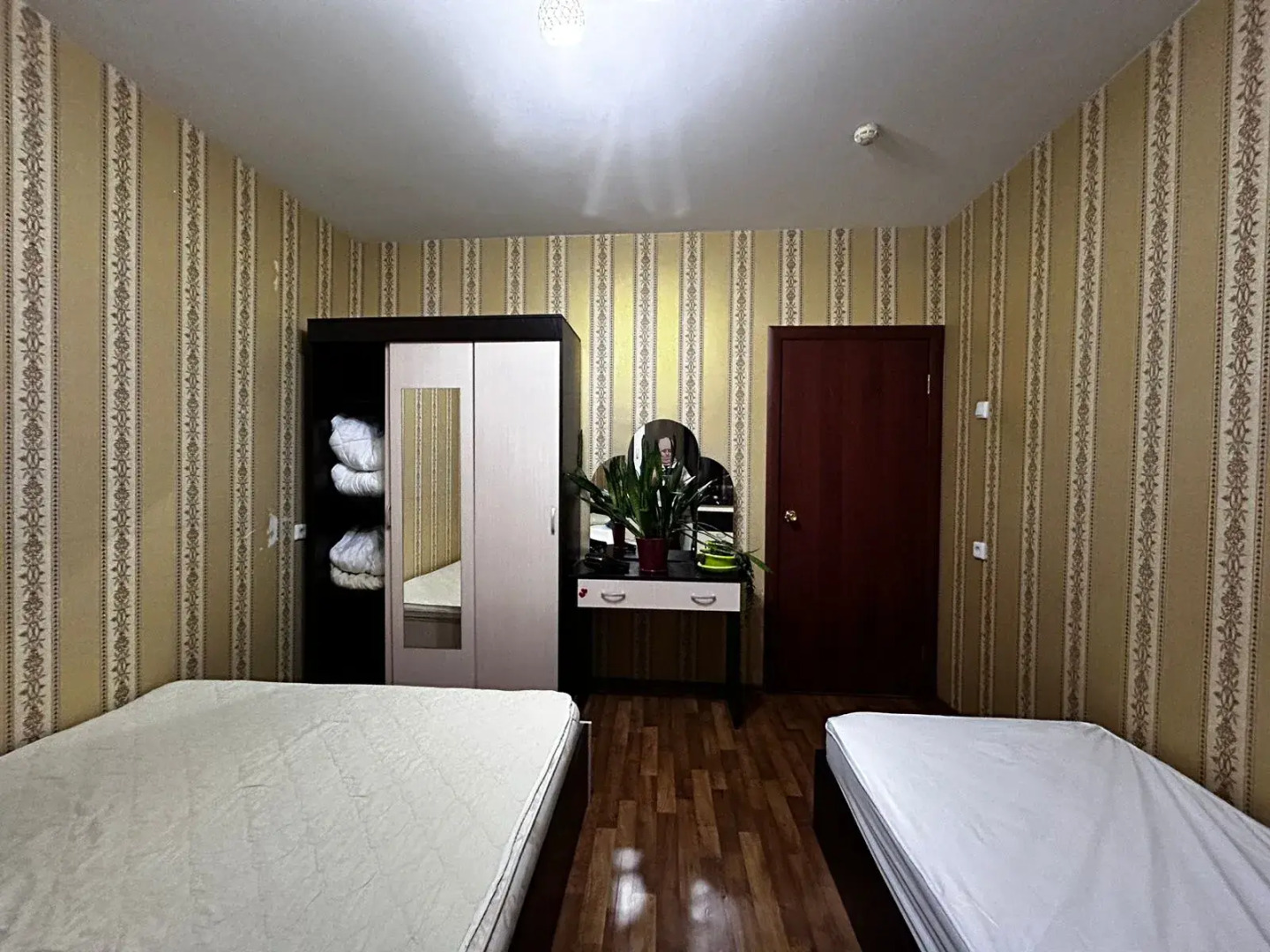 Квартира Современная квартира рядом с МНТК им. Федорова (Микрохирургия глаза) и СК Заря