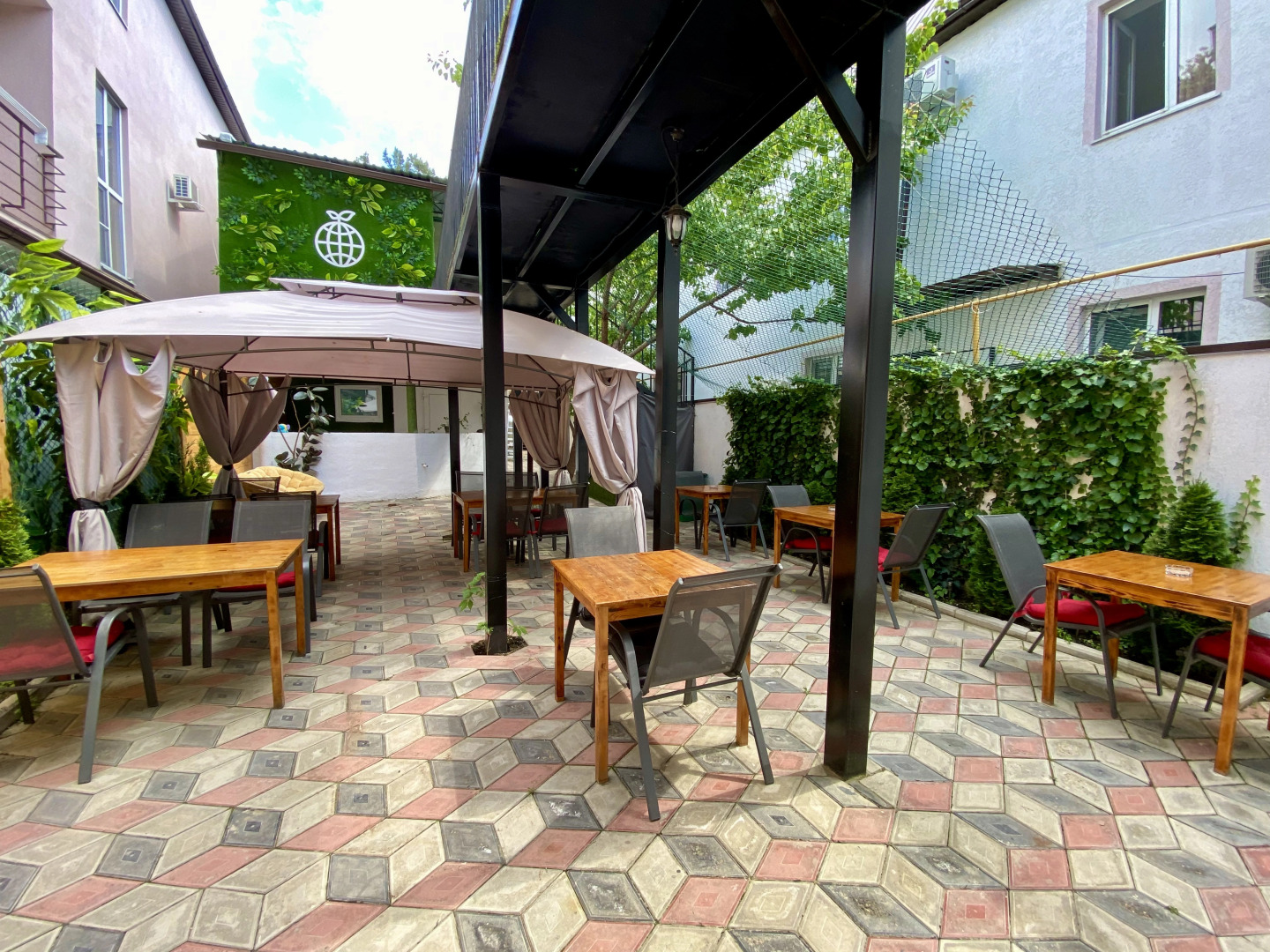 Гостевой дом Green Wall