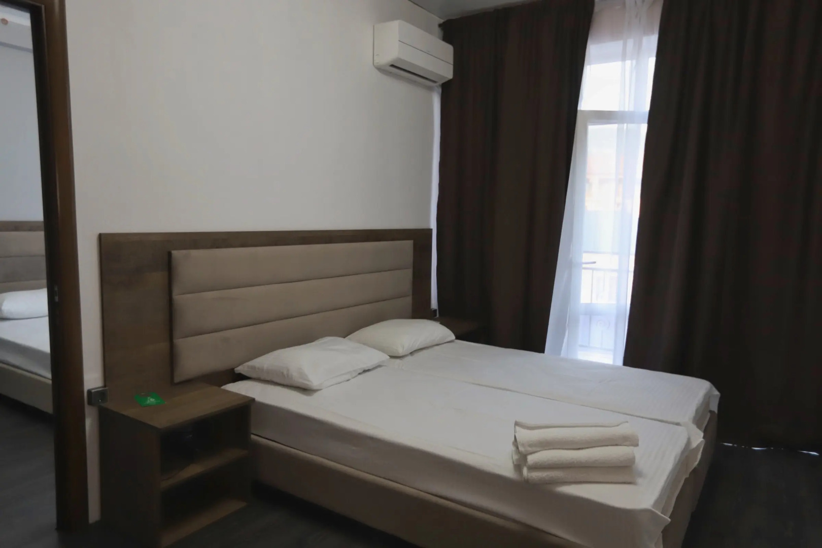 Отель Golden City