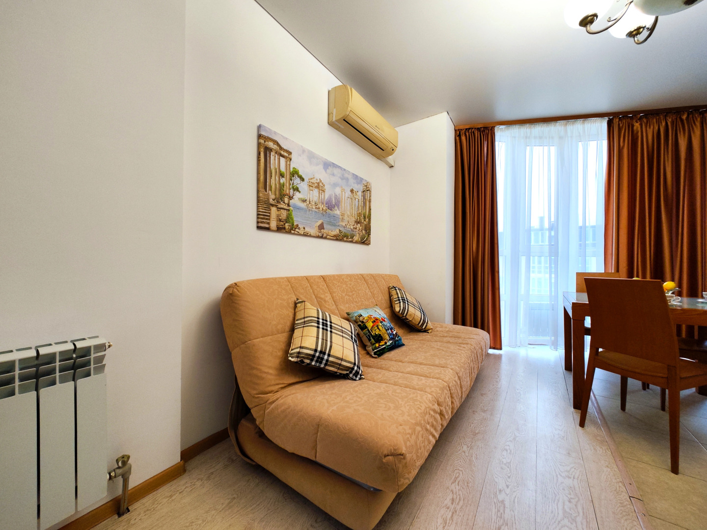 Apartments Raydas on str. Oranzherejnaya, bld. 21 h. 4